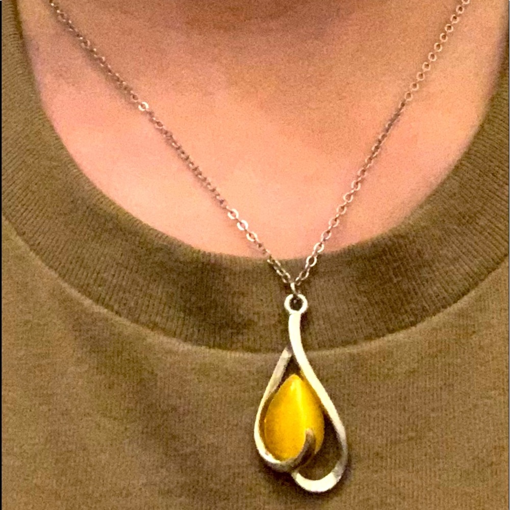 Necklace and bracelet